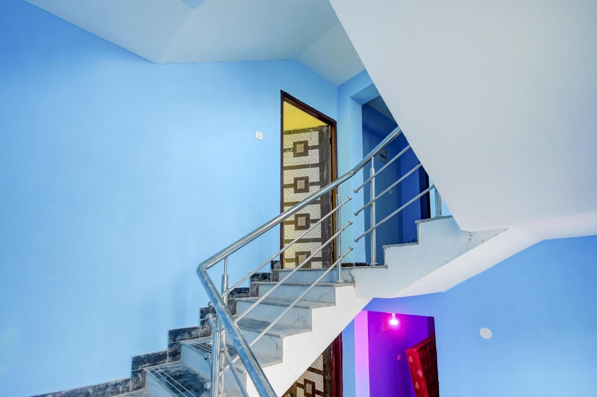 Super Hotel O 4 Friends Καλκούτα Εξωτερικό φωτογραφία